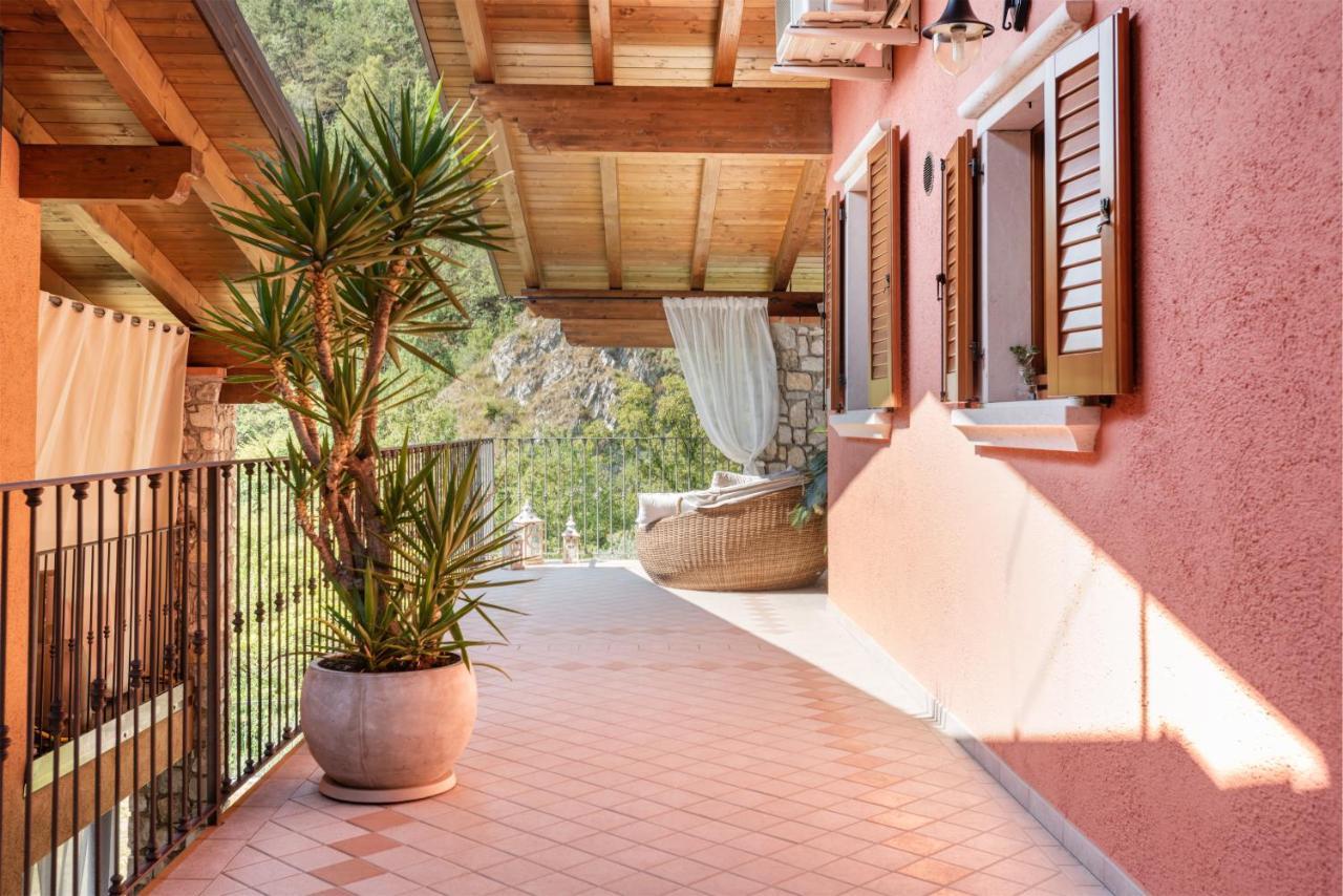 Casa Francesca Relax Apartment Limone sul Garda Exterior photo